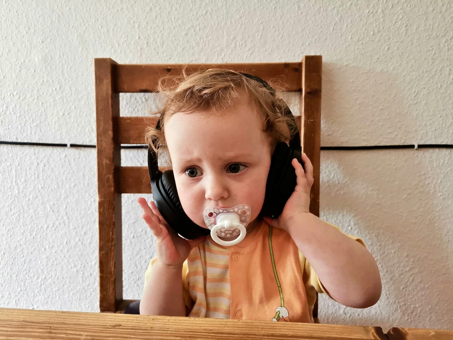 Children-using-auditory-development-aids-for-sound-recognition