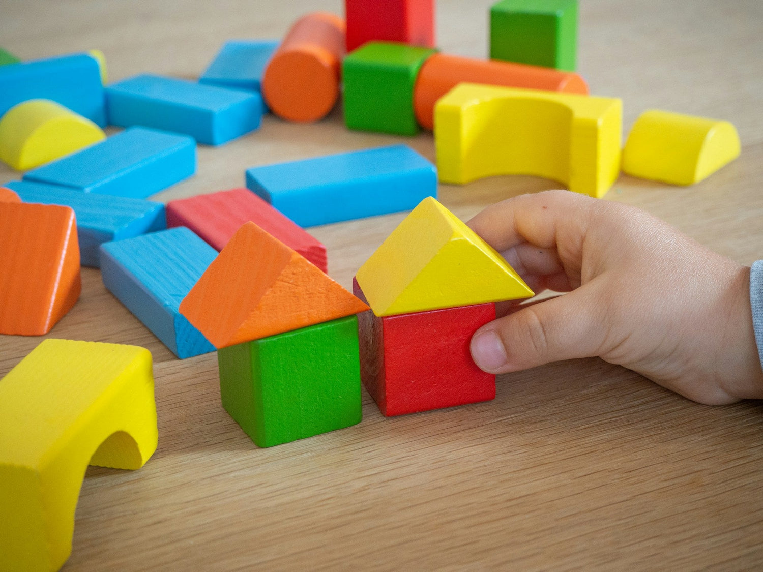 STEM-wooden-building-blocks-for-kids --3-6