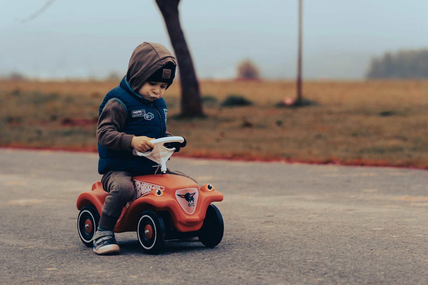 Balance-board-toy-for-children’s-coordination-and-strength